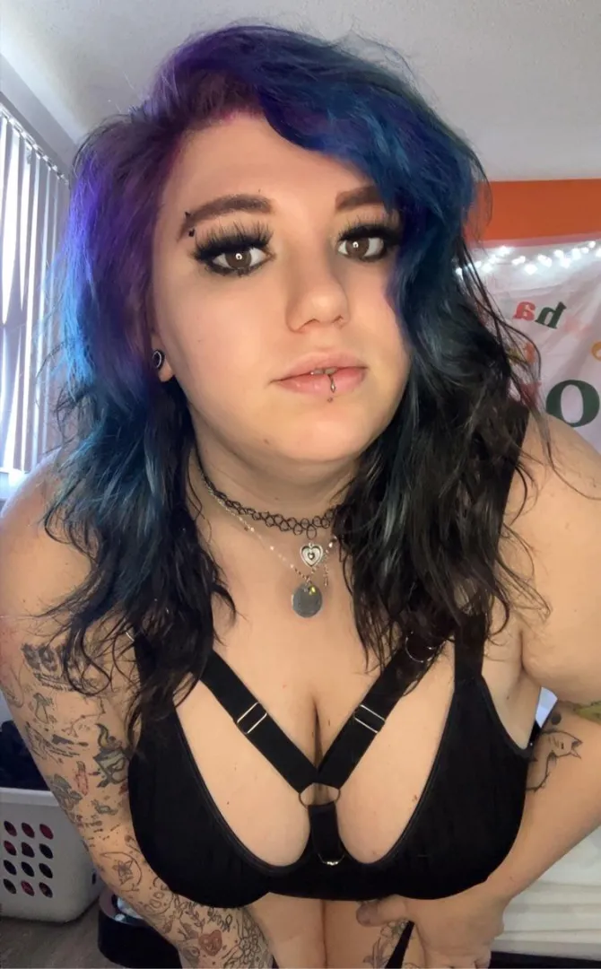 Refreshed my color posted by TheKittyKayt