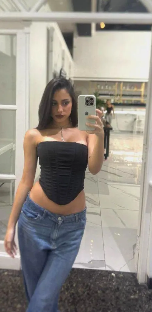 relaxed posture confident presence by CrystalRoseKisses