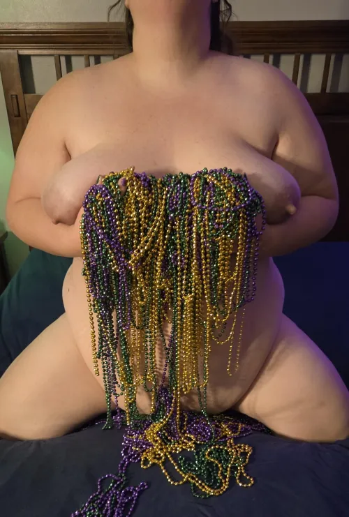 Remembering Mardi Gras this morning! by Midwest_25_Diamond