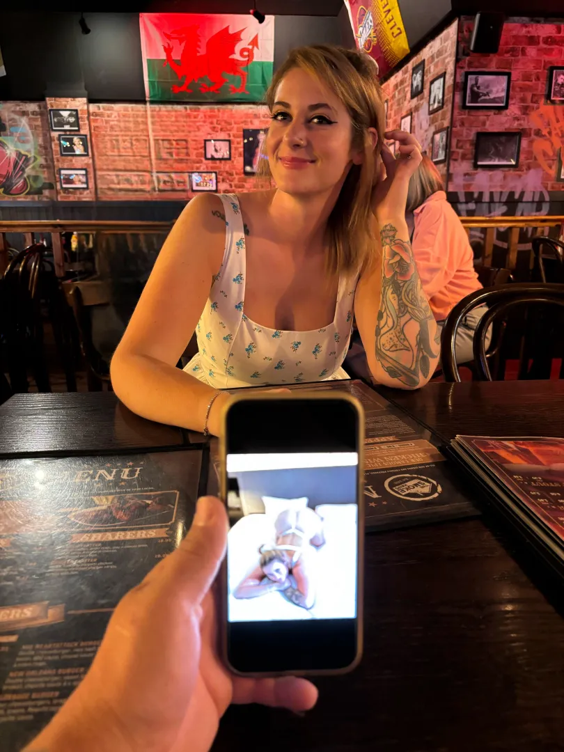 Remembering what we got up to before dinner posted by AmyyLouu30