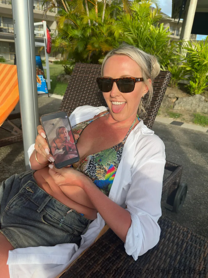 Reminding him of some good times‍♀️ posted by Lolamica5