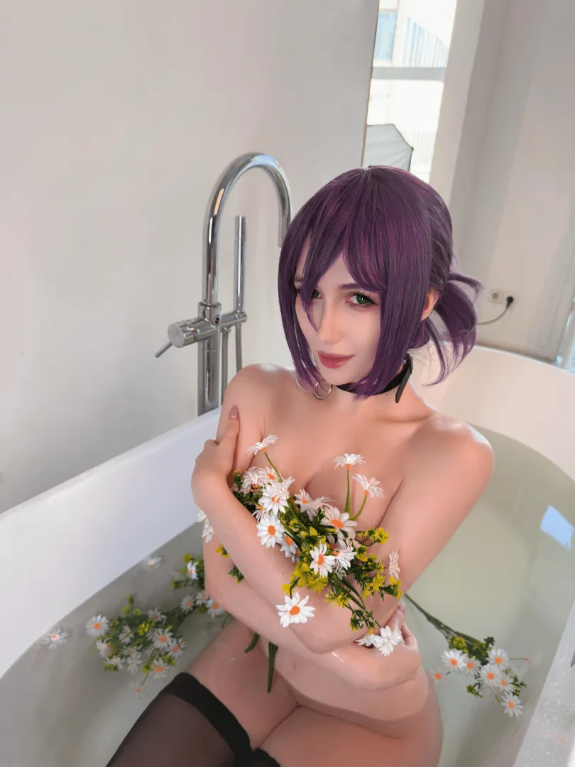 Reze [Chainsaw Man] by (Miakanayuri) posted by Miakanayuri