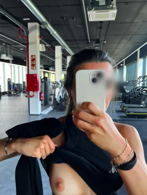 Risking it for my own pleasure… by yourfrenchcroissant