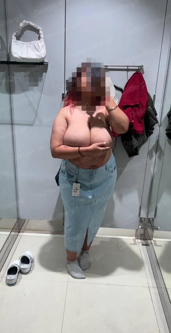 Risky trial room pic: covering my massive boobs but letting these juicy thighs and hips steal the show  posted by daddys-littl-girl