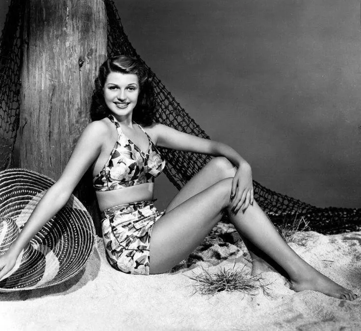 Rita Hayworth posted by PrincessBananas85