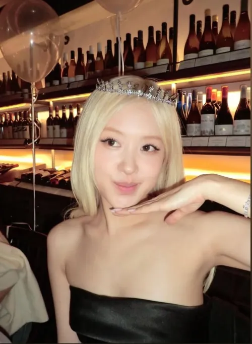 Rosé by Amazing_Teacher_568