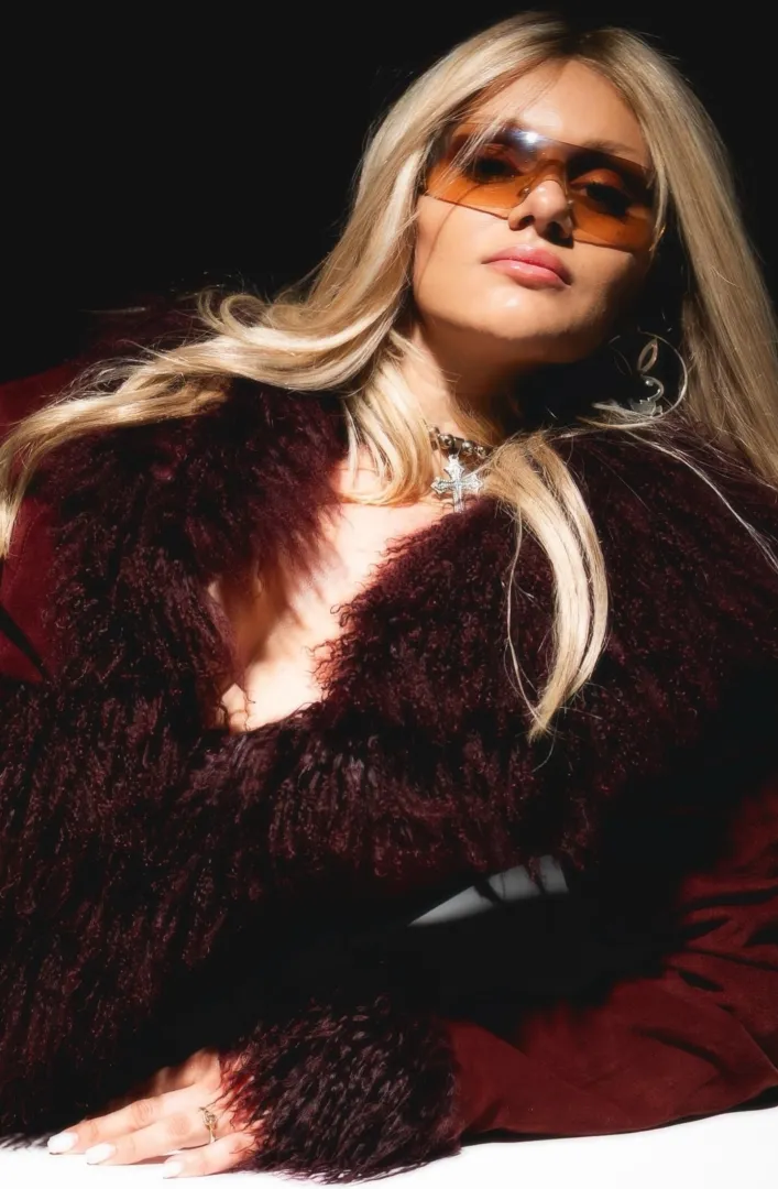 Roxanne Kwant posted by Formal_Athlete7737