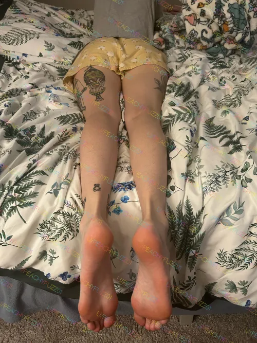 Rub them for me pls, i’ll do anything  by PeachyFuzz01