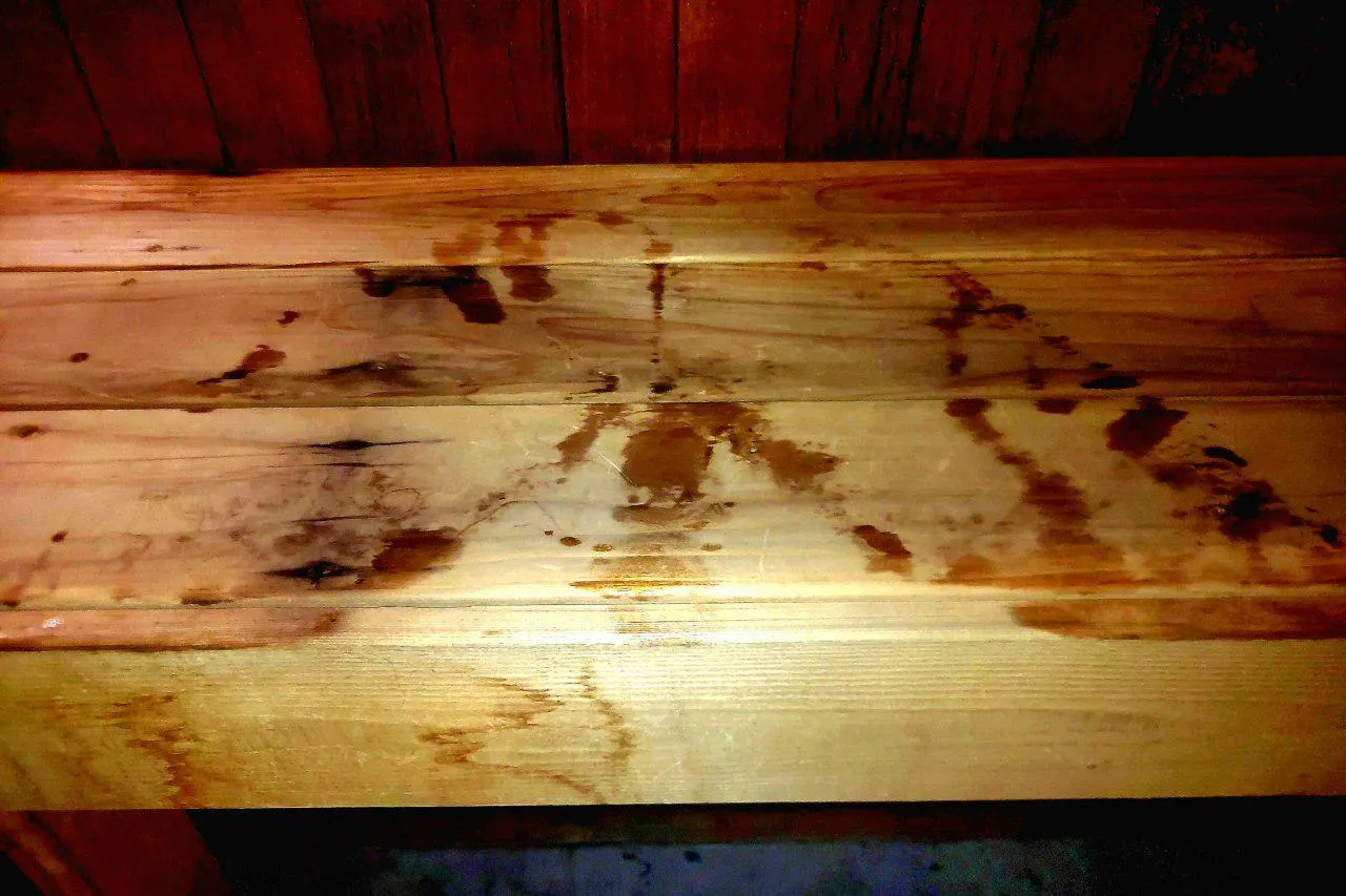 Rub your cock in my sauna sweat. posted by deepdrilling80