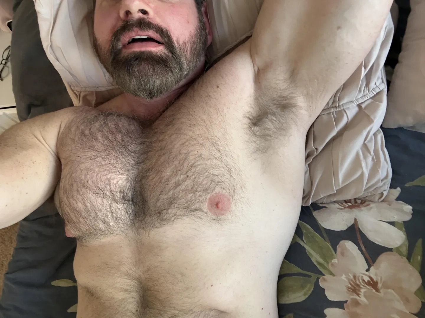 Run your tongue through these hairy pits posted by Themuscledaddy