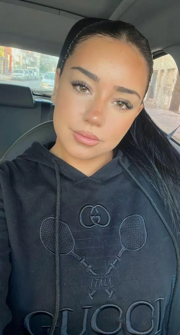 running late for errands but first, selfie posted by SereneSorceressx