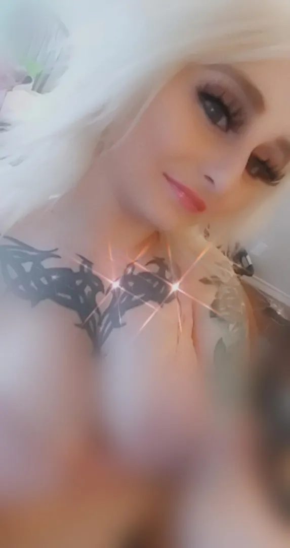 Safe for all the beta simps posted by cutiekleelee