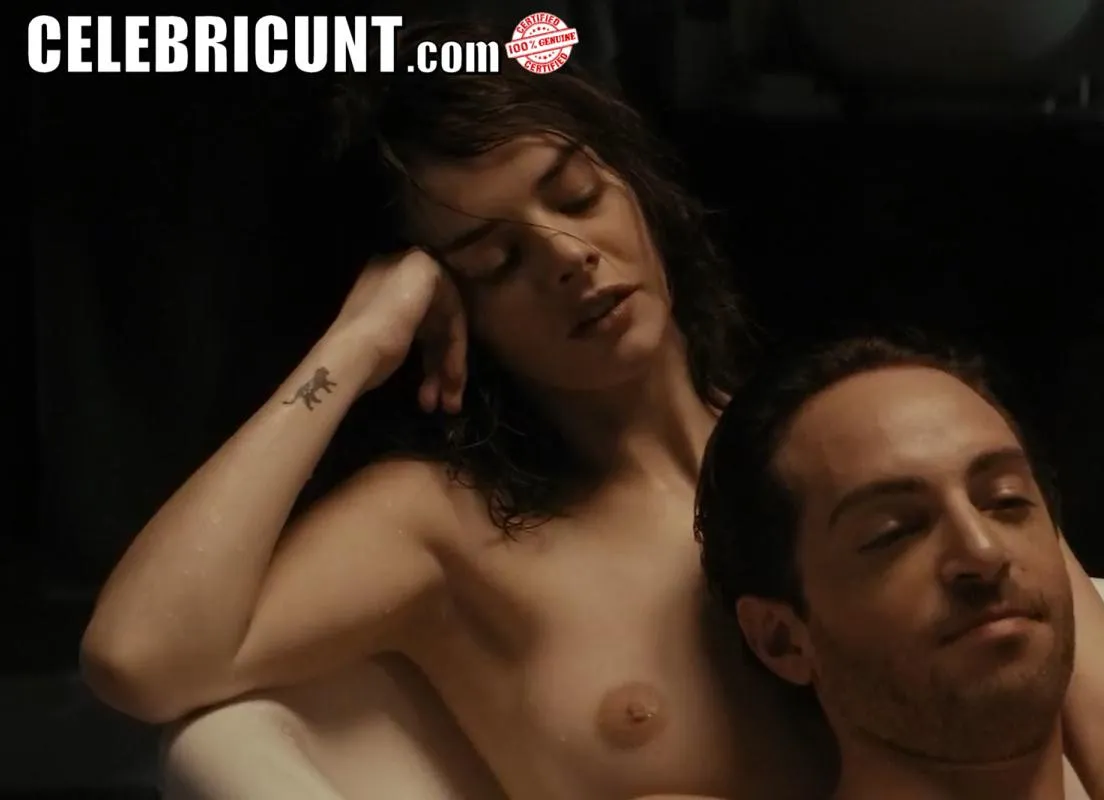 Samara Weaving topless showing boob and nipple in Last Moment of Clarity (2020) posted by lisaschmeeser