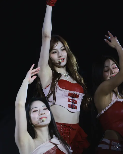 sana - twice by uwunmv