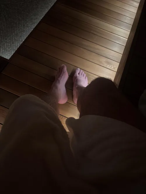 Sauna feet by Feetandsoles89