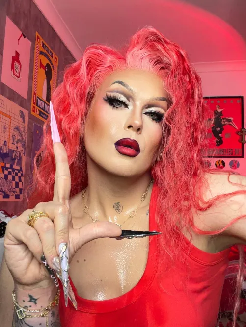 Say after me “I’m such a loser, Goddess Sintra!” ‍♂️ Good. Now Tribute! by goddess_sintra