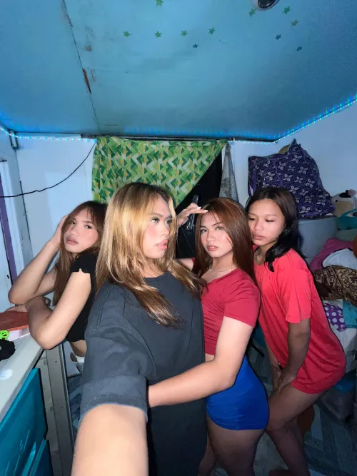 say” cutie “ if you want see my four nude pic with my sister by hotsisters_