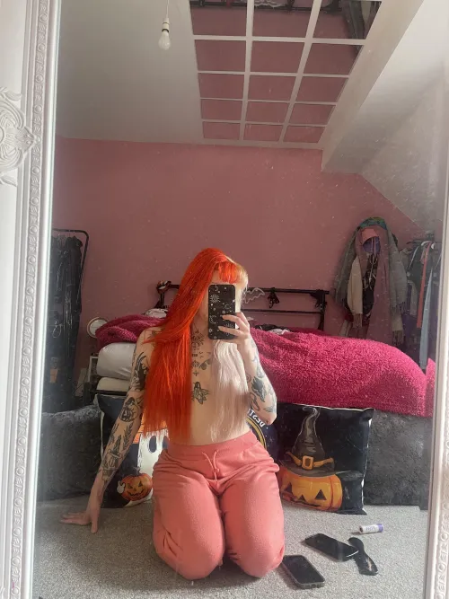 Say hey if you’d come to Manchester and fuck me all weekend  by Nicvictoriaxx