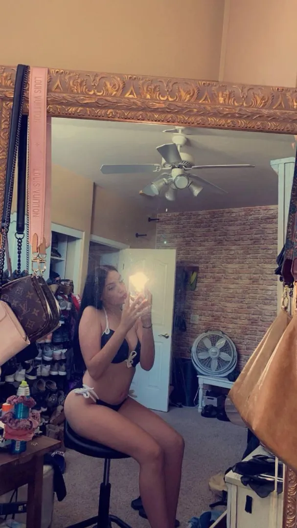 Say “Yay” if you’d accept my nudes clip in your inbox  posted by vixenonlyxo