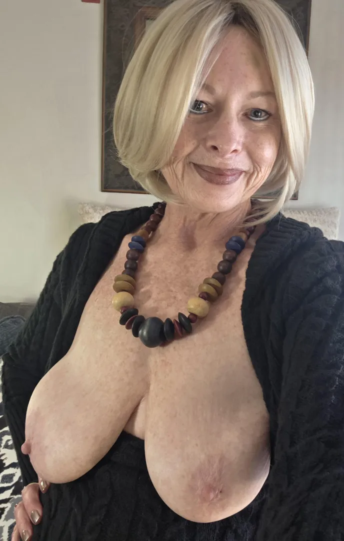 say YES if you're fucking a woman over 200lbs posted by Squ1rrelS4nctu4ry