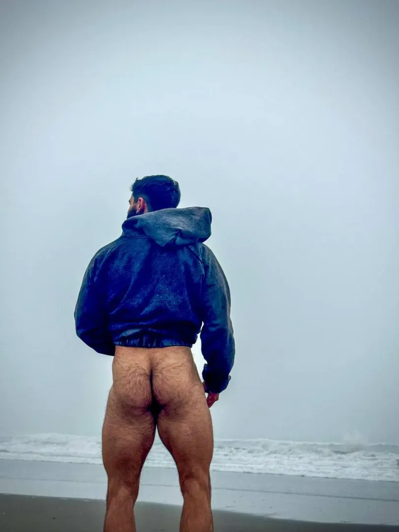 Scare me from behind posted by deliciousfreckled