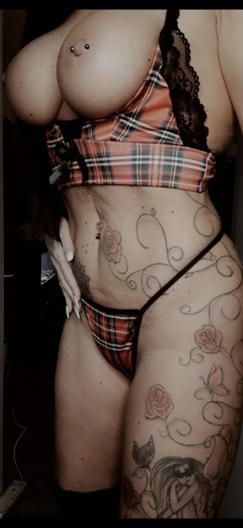 Scottish slut ready for action posted by Diamonddoll2019