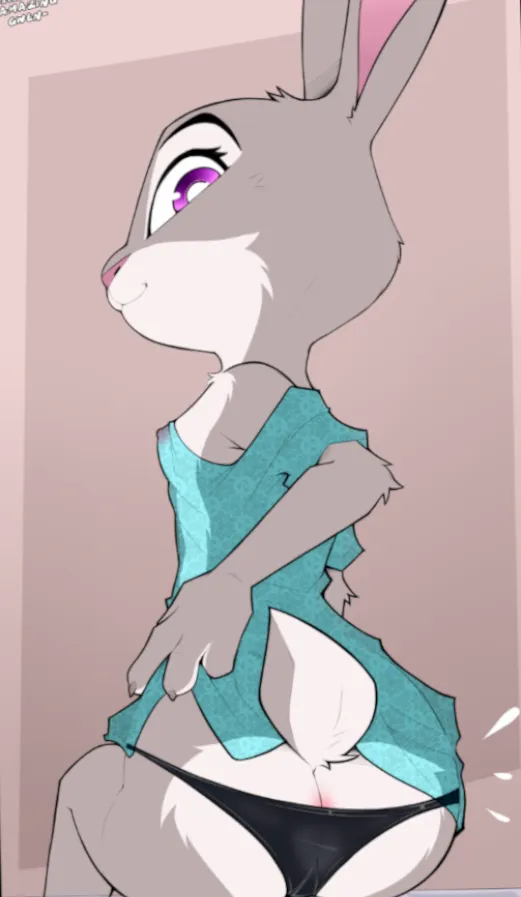 See these cute buns (AmazingGwen) posted by flysafer