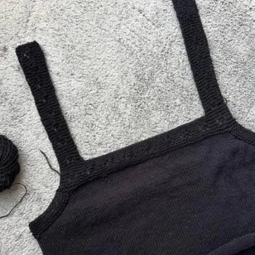 Self drafted tank :) help me decide to overdye yarn or not! by aka_chela