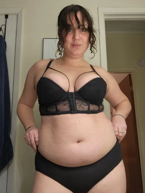 Self satisfied smirk like I know I'm a chosen one by Ehhhdreein