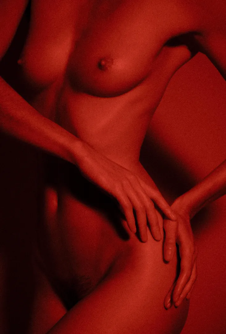 Selfportrait, Portugal 2023 posted by Linartica