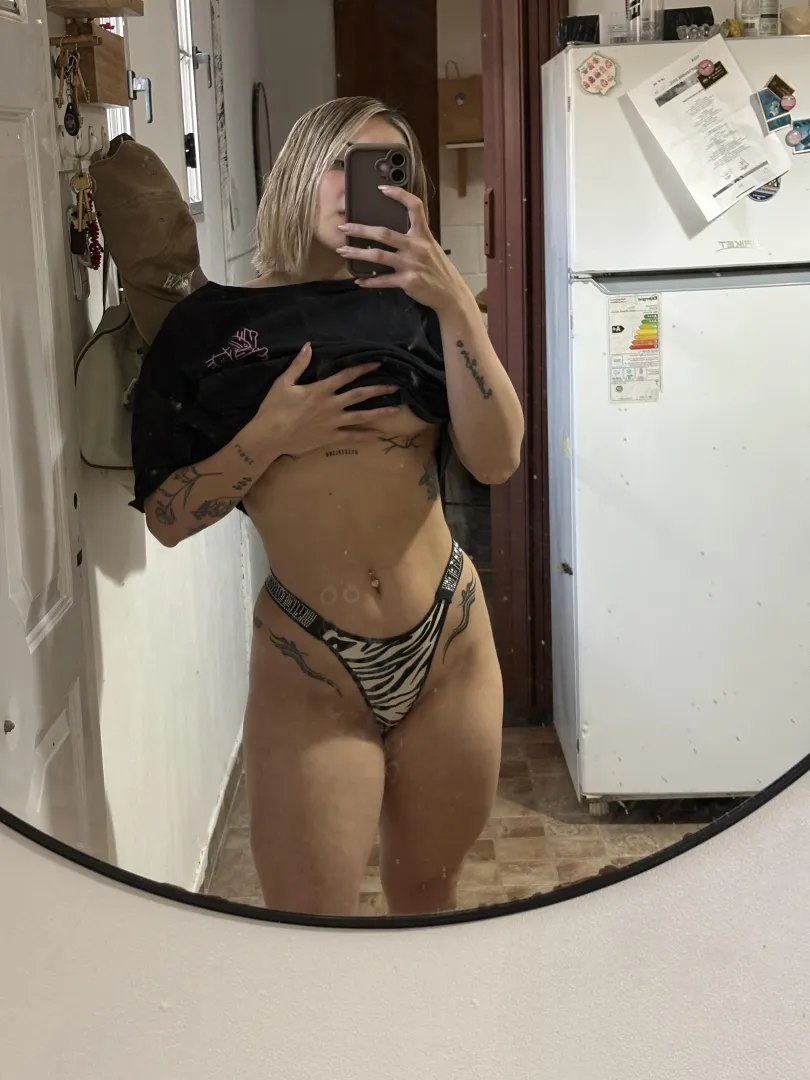 [selling] I like to attract attention with my panties posted by fitgirl2025