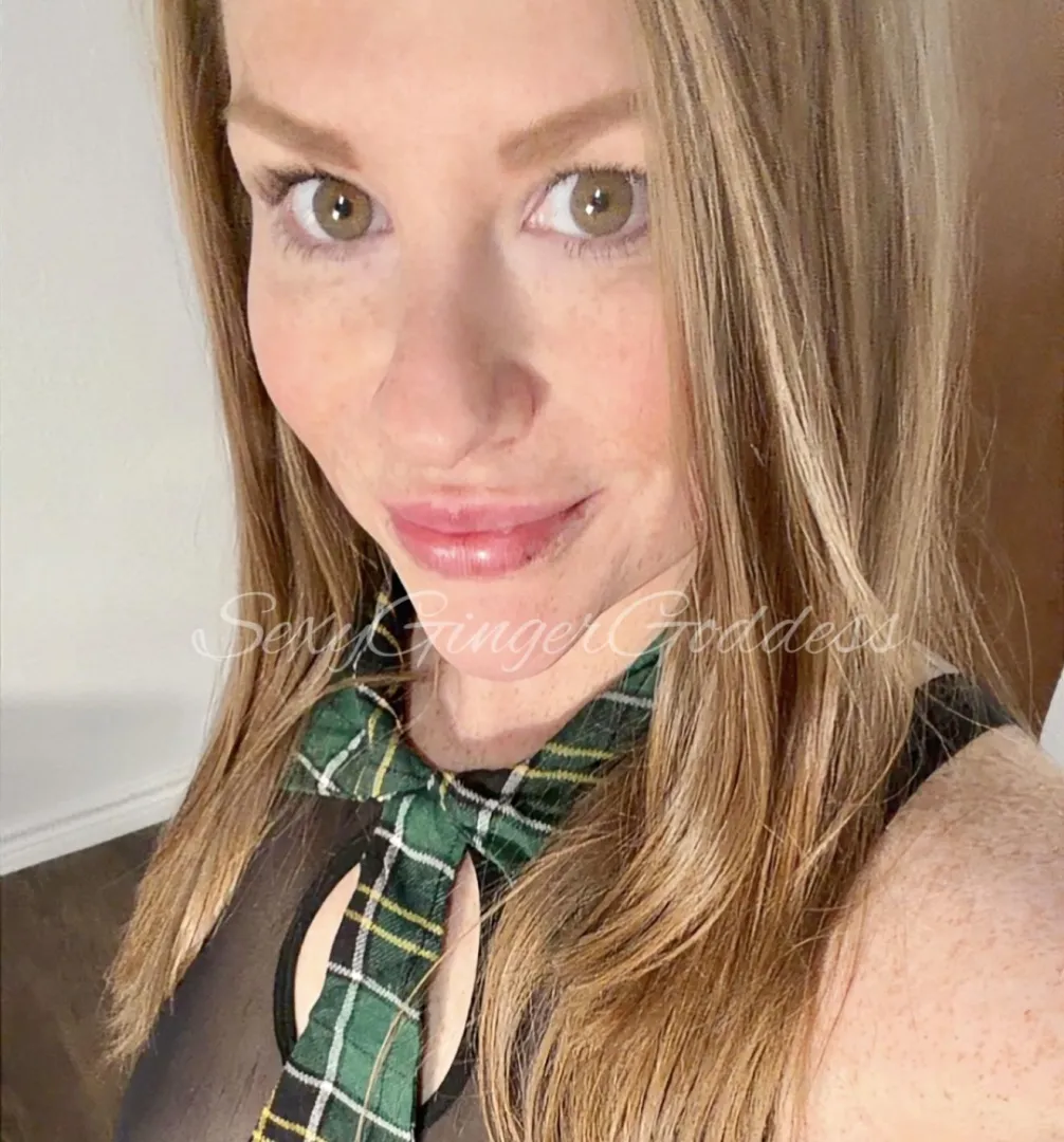 [Selling] MILF Monday! Panties • GFE • Socks • Toys • Plugs • Bras • Pus•y Hair • Hair • Foot Dust • Fart Videos • Scat • Urine • Urine Panties • Scat Panties • Cosplay • Role Play • A*e Play & more Telegram - SexyGi posted by SexyGingerGoddess13