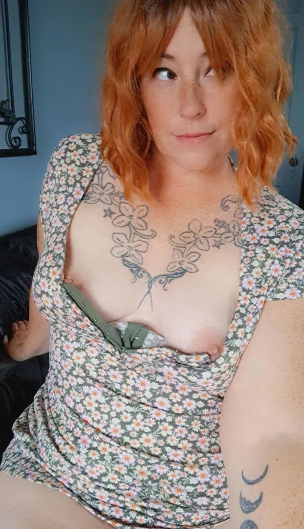 [Selling] Need more milf in your life? Try my telegram channel or dropbox sale, or maybe my worn panties and socks, or a dick rating or GFE! Msg for my full menu! [Rate] [GFE] [Pty] posted by Milfsnax