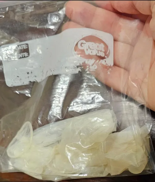 [Selling] [usa] I offer anything cum related!!! Message me if interested by OkYellow2744