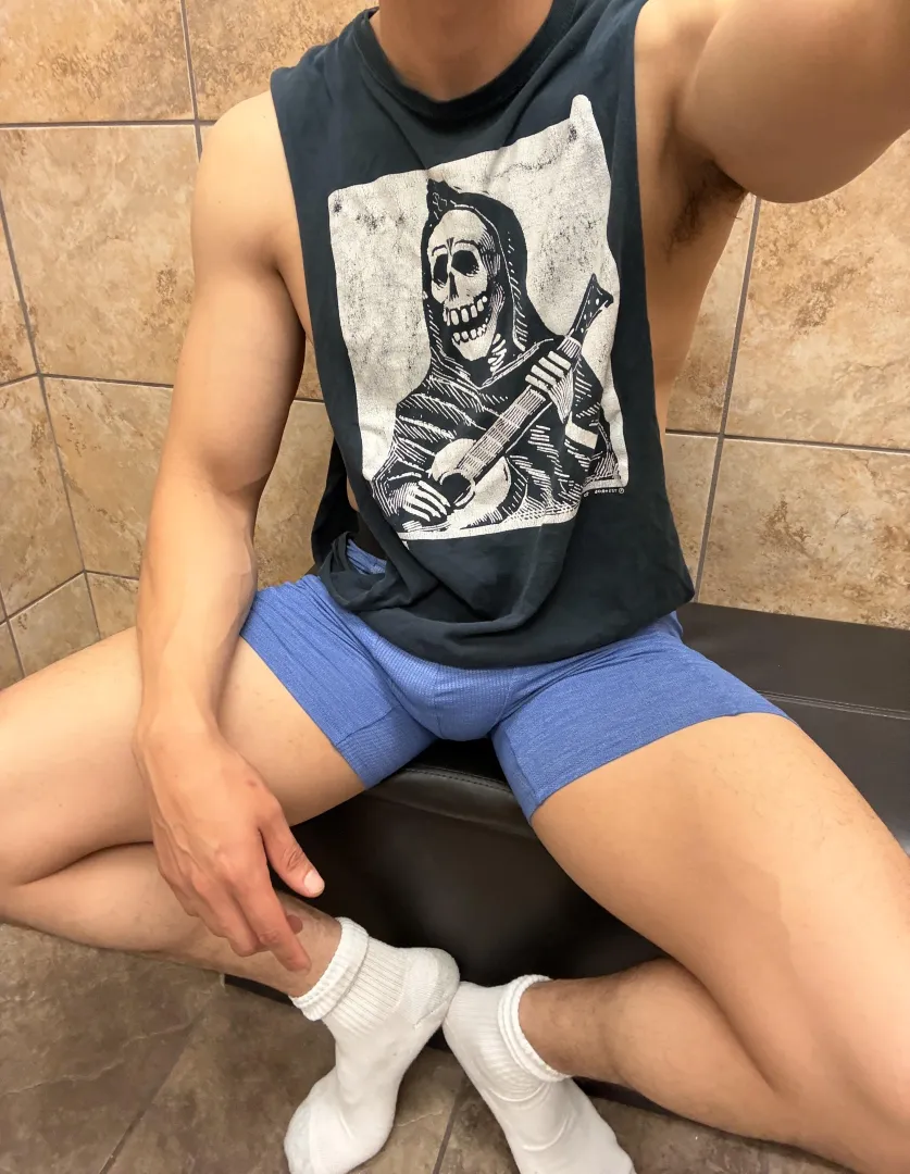 [Selling][USA][60$] these smell like Mexican gym bro sweat posted by mean_smith