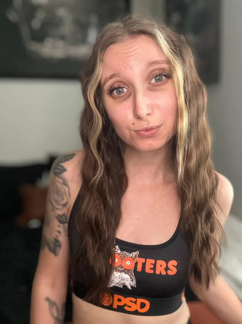 Sending my nudes for the first 132 guys.. Just say yes.. posted by briaronlyxo