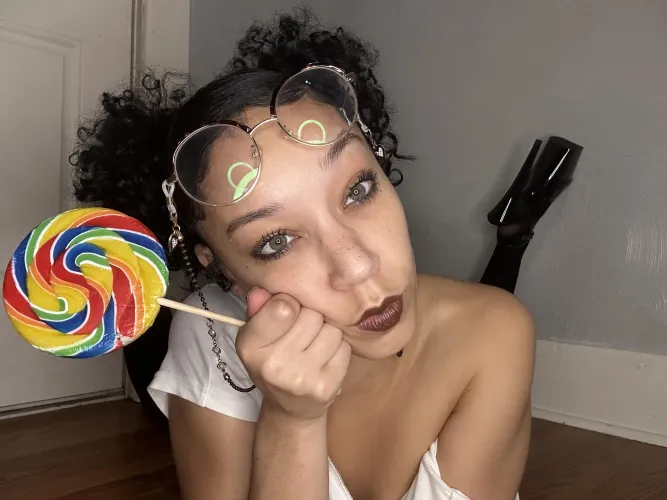 Sending nudes to the first 77 lucky guys who just say Yes here now! by delphiraexo