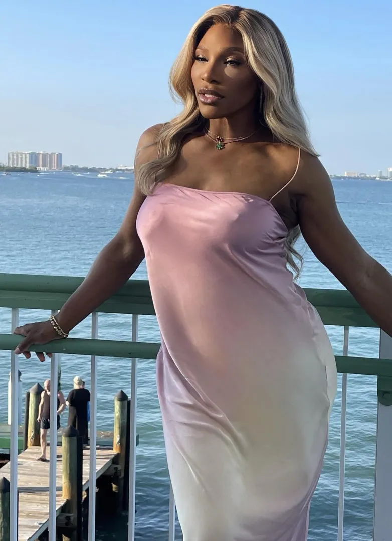 Serena Williams posted by [deleted]