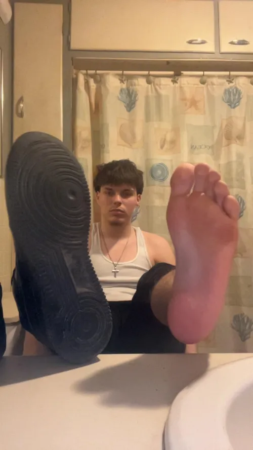 Serve by master__thizzy