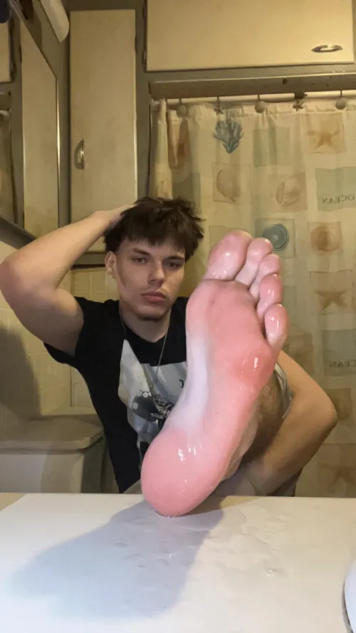 Serve these 19yr Alpha feet by master__thizzy