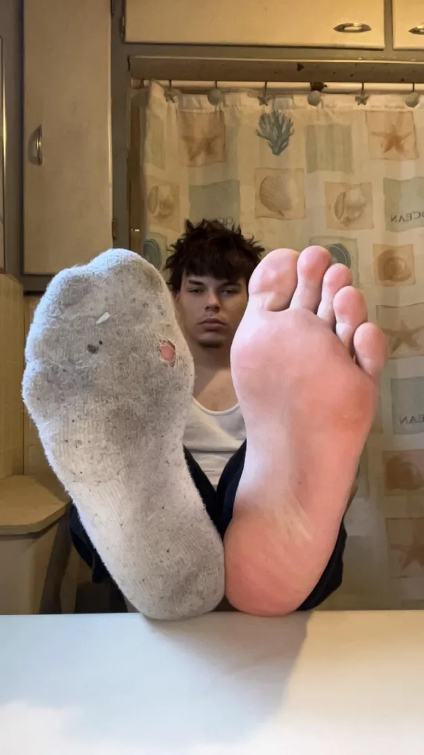 Serve these alpha feet 18yr posted by master__thizzy