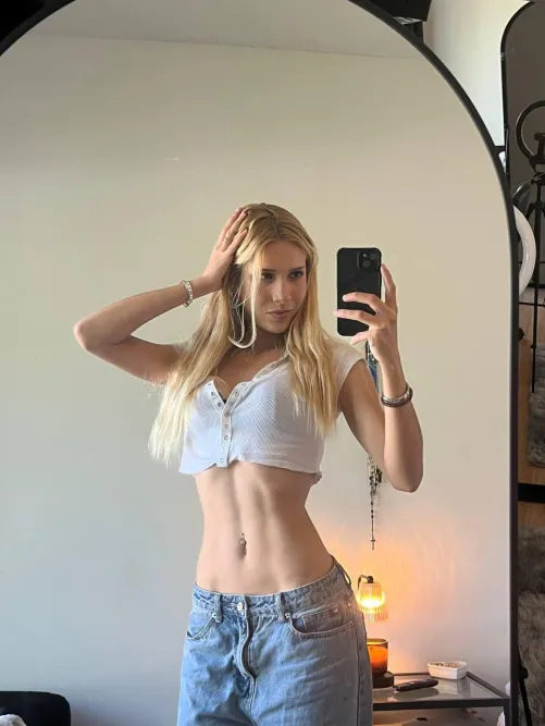 serving reflection realness by cloudmuseee