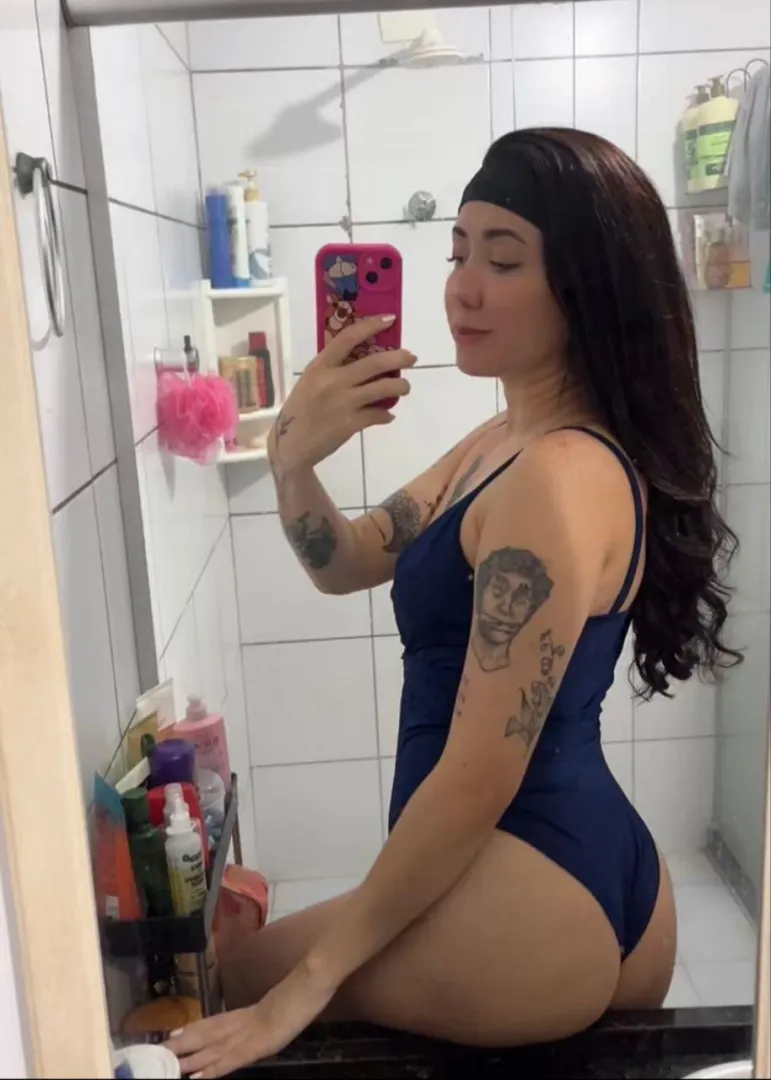 Será que a pia aguenta nós dois? posted by fretxz