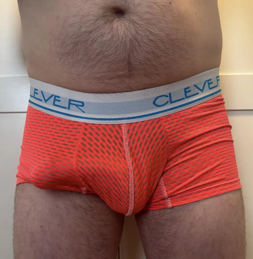 Settle a debate: pink or orange? Winner gets a peek maybe posted by 2468throwawaykast