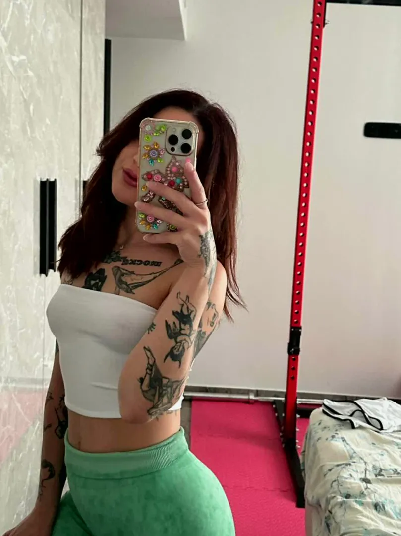 Sexiest in the club posted by MichiganGirlx