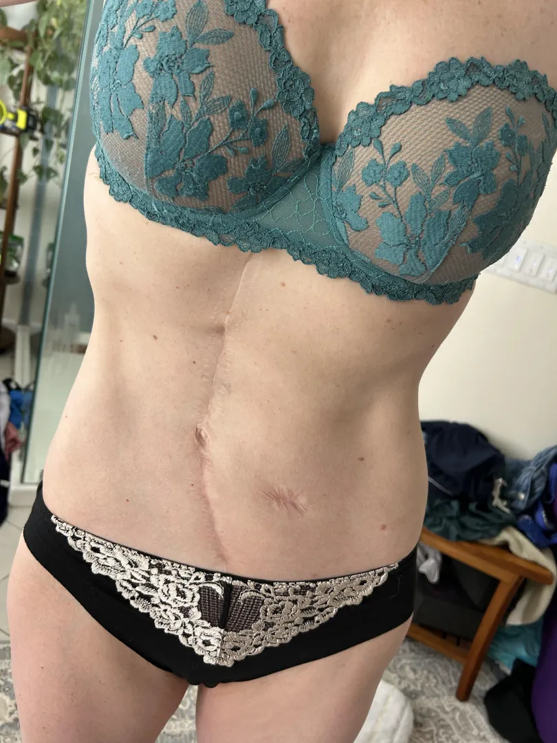 Sexy AF posted by Diligent-Chard6657