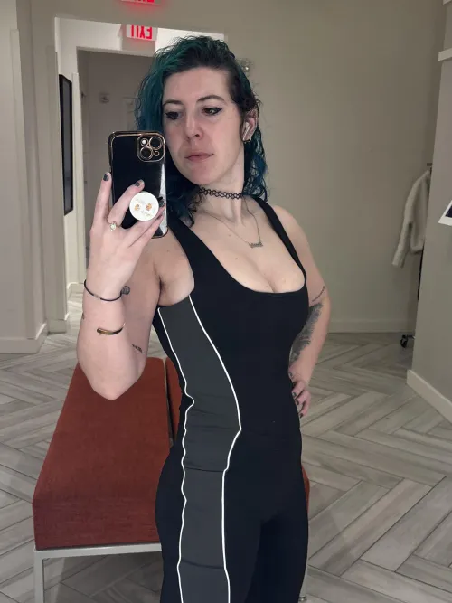 Sexy and striped by sirenskiss3