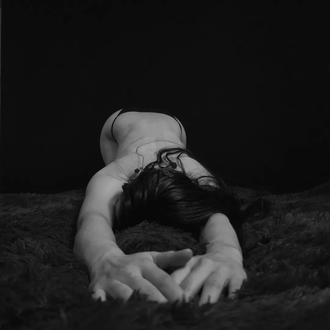 Sexy arch posted by Annieslove_patreon