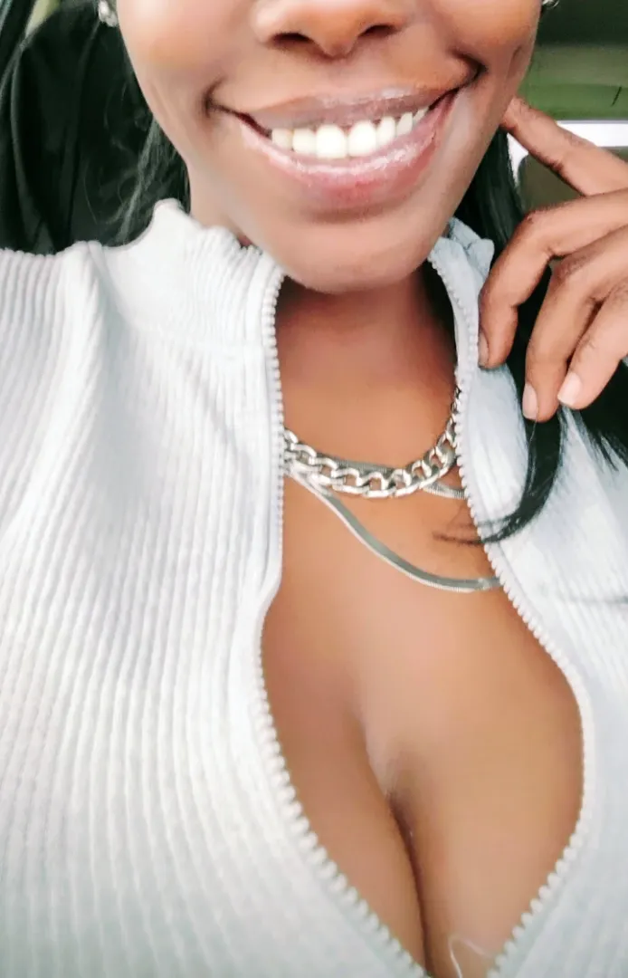 Sexy body rubs and genuine companionship posted by Holistic_Touch