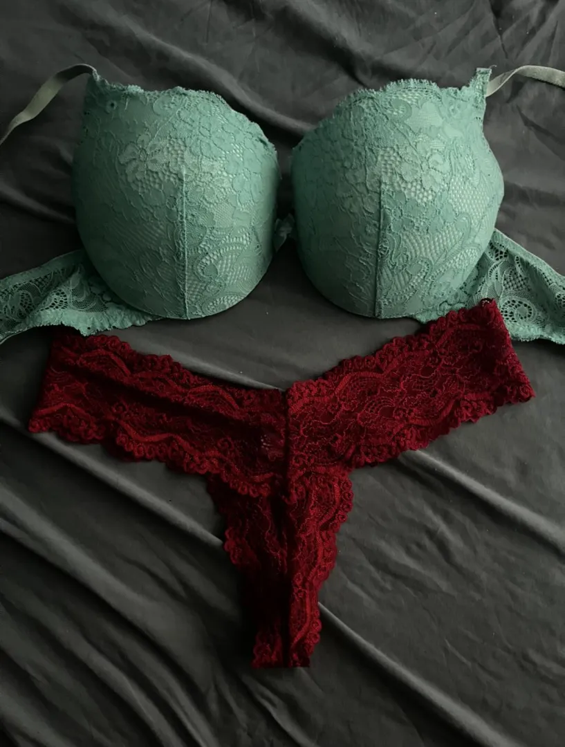 Sexy VS 36C bra and thong  Very lovely lace posted by Rare-Drink-8727